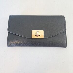 Michael Kors Pebble Leather Wallet Latch Continental Sleek Modern Style Womens